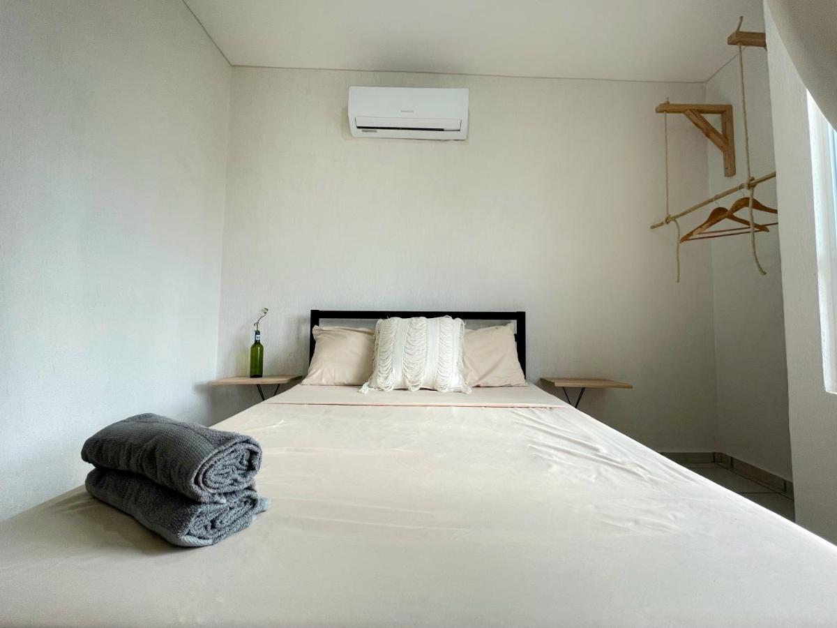 Zamna 2br W/pool & Wifi Casa de férias